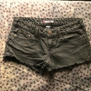 Ecko UNLTD Juniors Black Jean Shorts Size 0